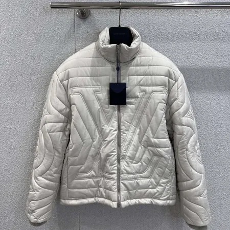 ルイヴィトン ダウンジャケット