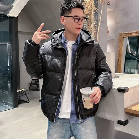 ルイヴィトン ダウンジャケット