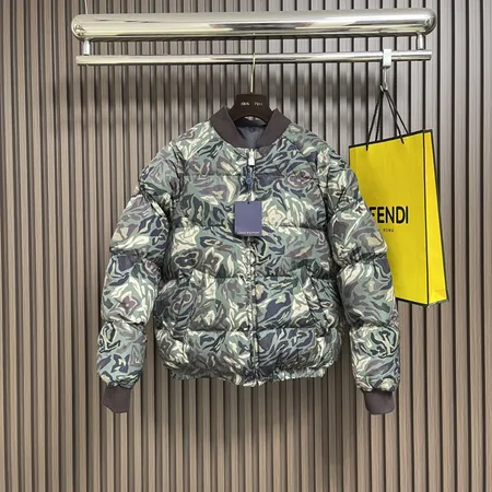 ルイヴィトン ダウンジャケット