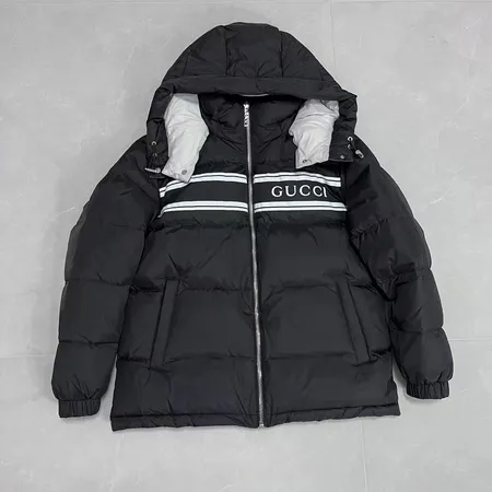 グッチ ダウンジャケット