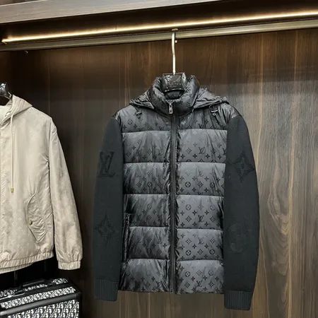 ルイヴィトン ダウンジャケット