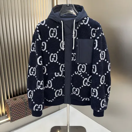 グッチ ダウンジャケット