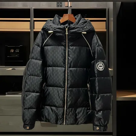 グッチ ダウンジャケット