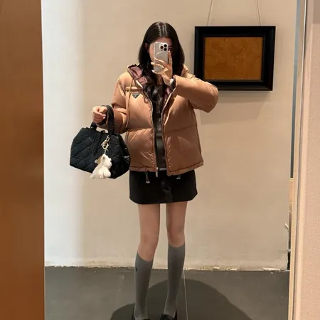 プラダ ダウンジャケット