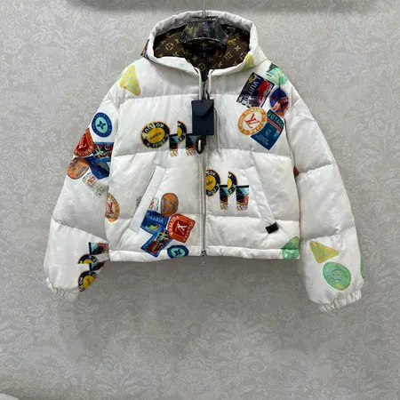 ルイヴィトン ダウンジャケット