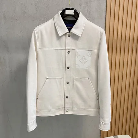 ルイヴィトン ダウンジャケット