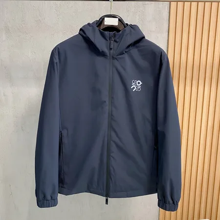 ロエベ ダウンジャケット