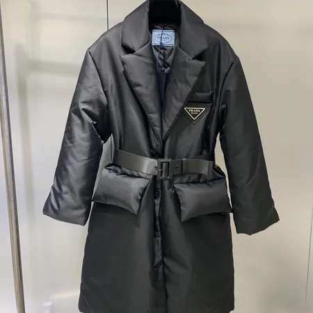 プラダ ダウンジャケット