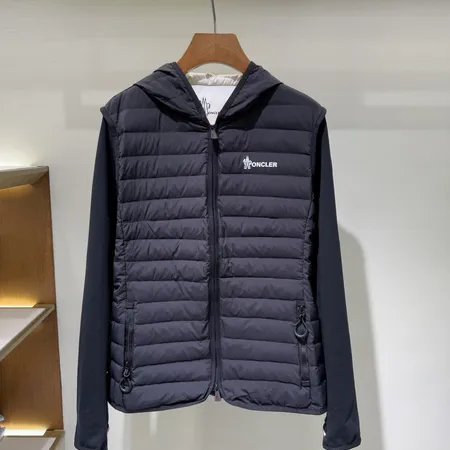 モンクレール ダウンジャケット