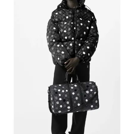 ルイヴィトン ダウンジャケット