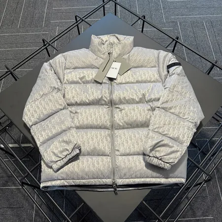 ディオール ダウンジャケット