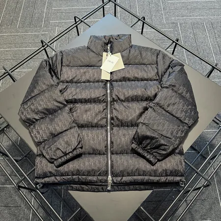 ディオール ダウンジャケット