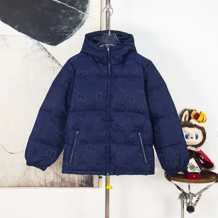 グッチ ダウンジャケット