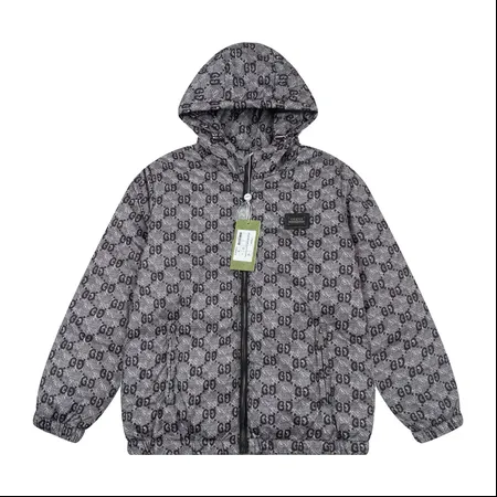 グッチ ダウンジャケット