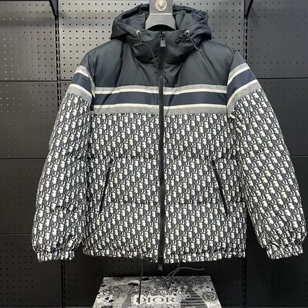 ディオール ダウンジャケット