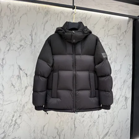 ルイヴィトン ダウンジャケット