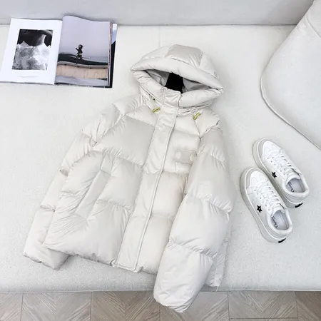 セリーヌ ダウンジャケット