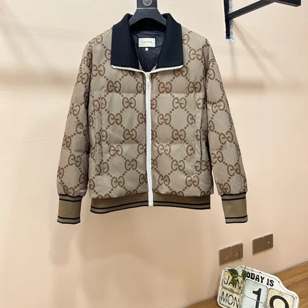 グッチ ダウンジャケット