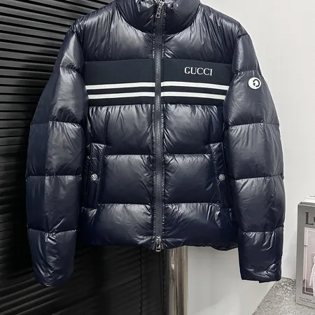 グッチ ダウンジャケット