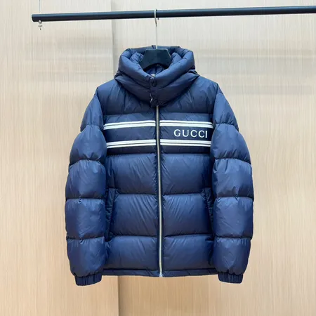 グッチ ダウンジャケット