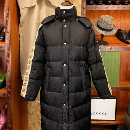 グッチ ダウンジャケット