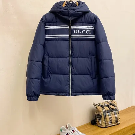 グッチ ダウンジャケット