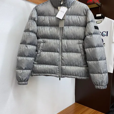 ディオール ダウンジャケット