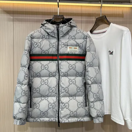 グッチ ダウンジャケット