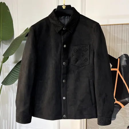 ルイヴィトン ダウンジャケット