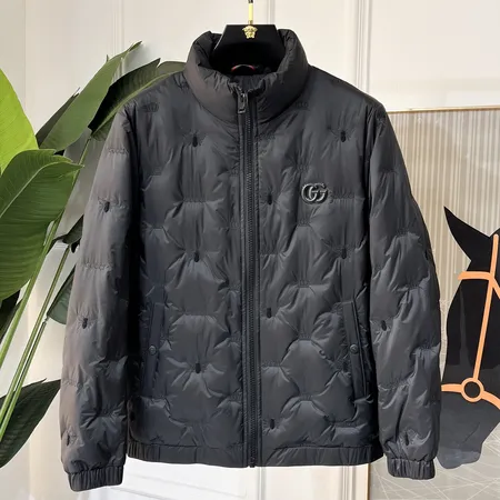 グッチ ダウンジャケット