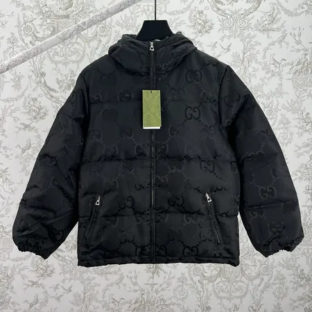 グッチ ダウンジャケット