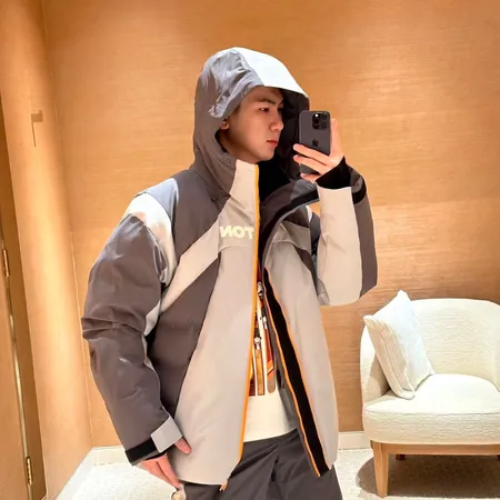 ルイヴィトン ダウンジャケット