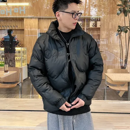 ルイヴィトン ダウンジャケット