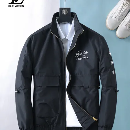 ルイヴィトン ダウンジャケット