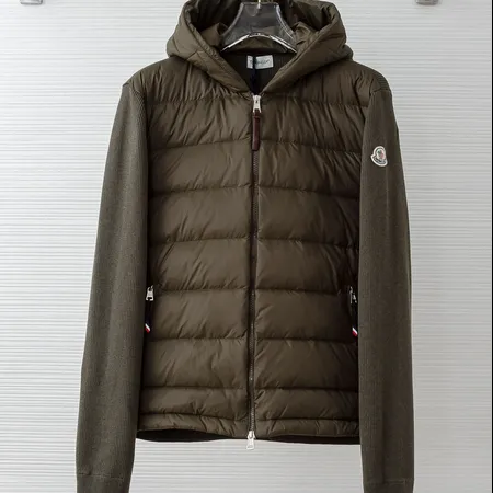 モンクレール ダウンジャケット