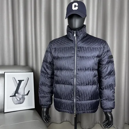 ディオール ダウンジャケット