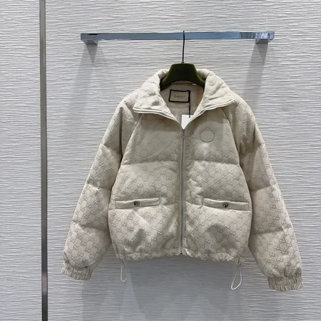 グッチ ダウンジャケット