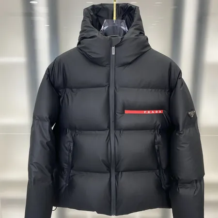 プラダ ダウンジャケット