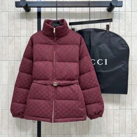 グッチ ダウンジャケット