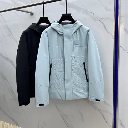 ルイヴィトン ダウンジャケット