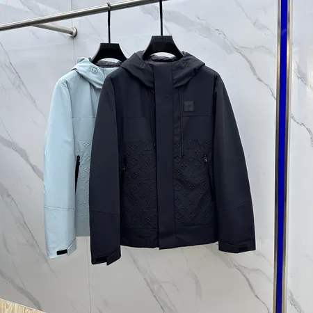 ルイヴィトン ダウンジャケット