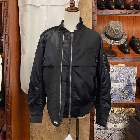 ディオール ダウンジャケット