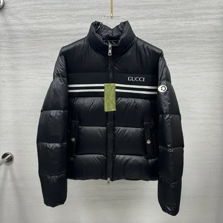 グッチ ダウンジャケット