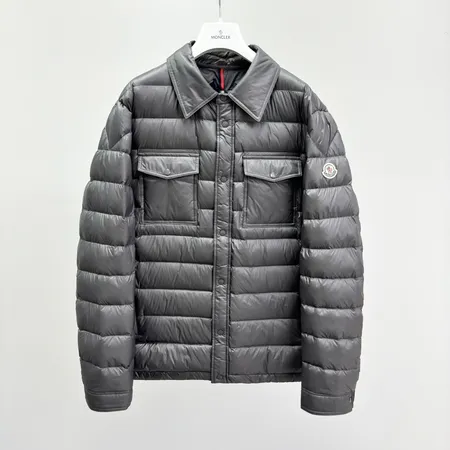 モンクレール ダウンジャケット