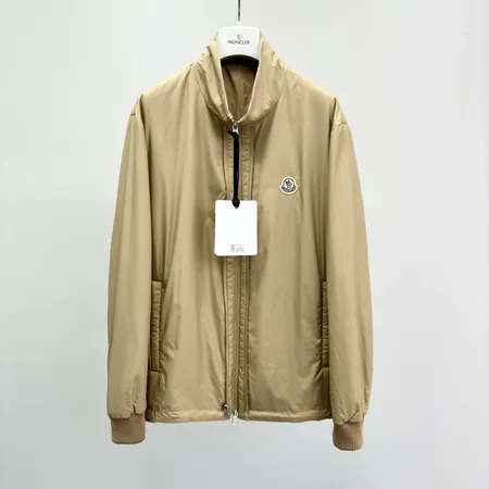 モンクレール ダウンジャケット