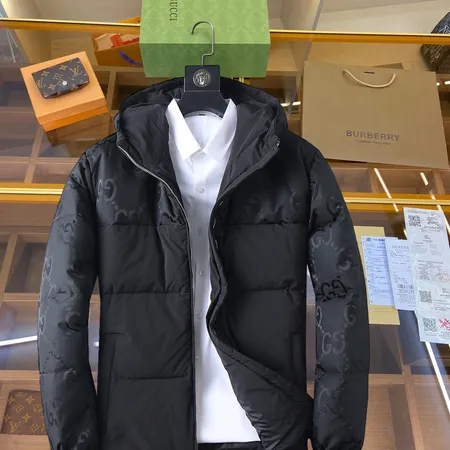 グッチ ダウンジャケット