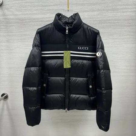 グッチ ダウンジャケット