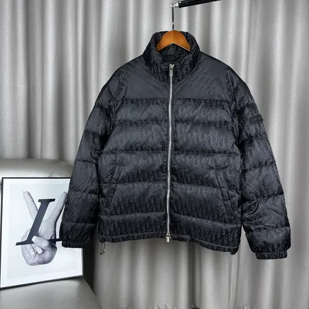 ディオール ダウンジャケット