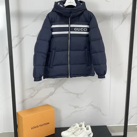 グッチ ダウンジャケット