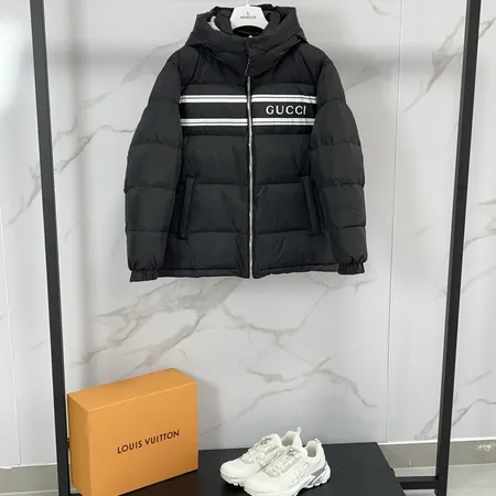 グッチ ダウンジャケット